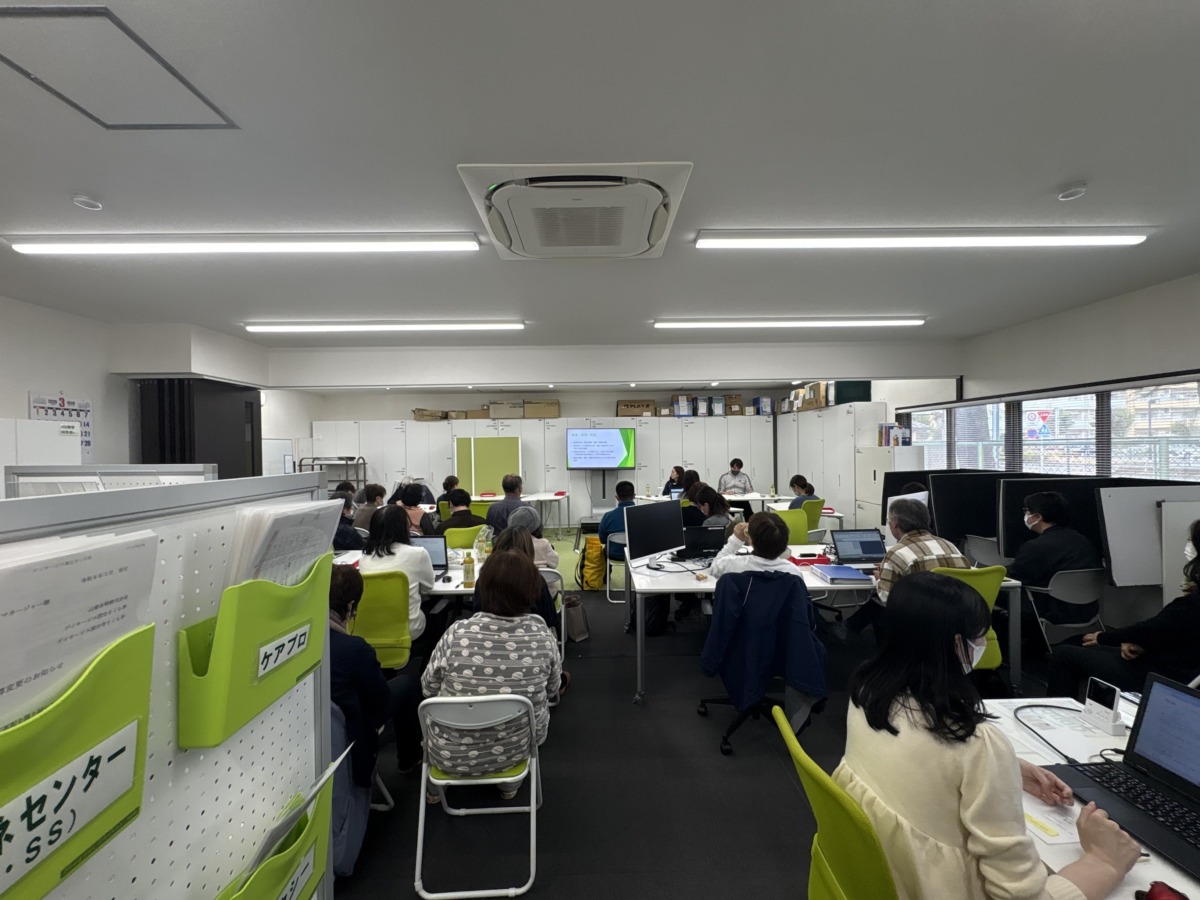 3月全社研修「緊急時の対応」 | イコール在宅ケアサービスグループ 3月全社研修「緊急時の対応」イコール在宅ケアサービスグループ